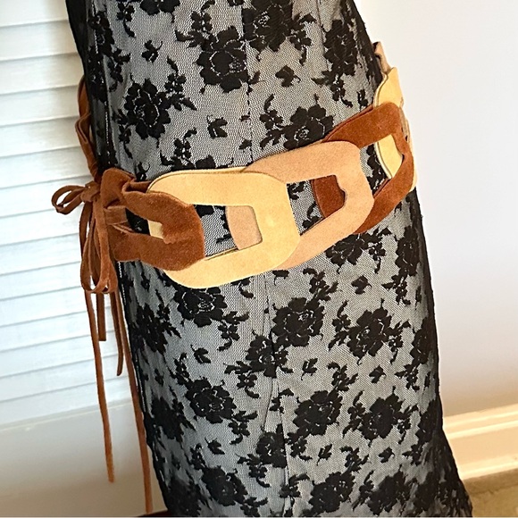 Vintage 1970’s Suede Leather Link Chain Tie Belt Retro Boho Vibes - Picture 6 of 13